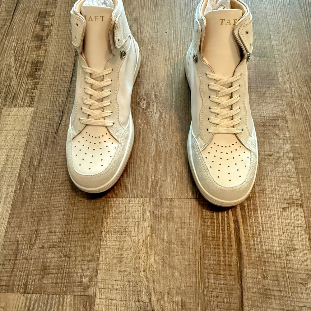Taft Rapido Cream White High-Top Sneakers. Brand new, never worn